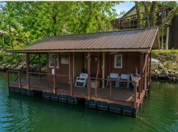 806 Sunset Road, Branson, MO 65616