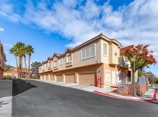 108 Topsail Drive, Boulder City, NV 89005