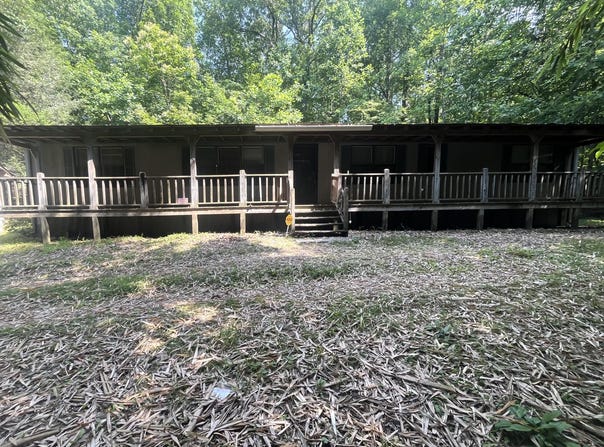 122 Log Rd Road, Ringgold, GA 30736