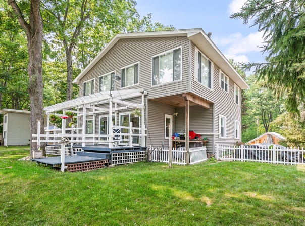 11980 183rd Avenue, Big Rapids, MI 49307