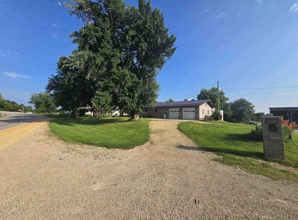 6827 US Highway 18, Fennimore, WI 53809-9641