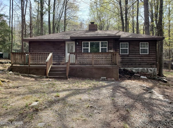 103 Hickory Drive, Greentown, PA 18426