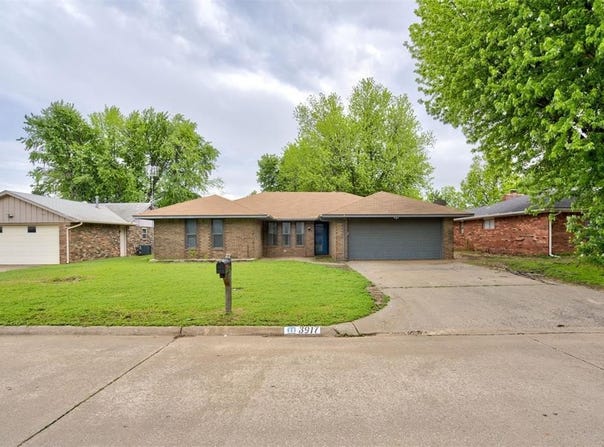 3917 Oakcrest Avenue, Enid, OK 73703