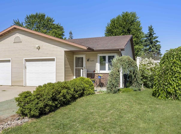 2407 S SCHAEFER Street, APPLETON, WI 54915