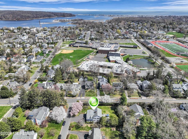 1 N Cherry Lane, Rumson, NJ 07760