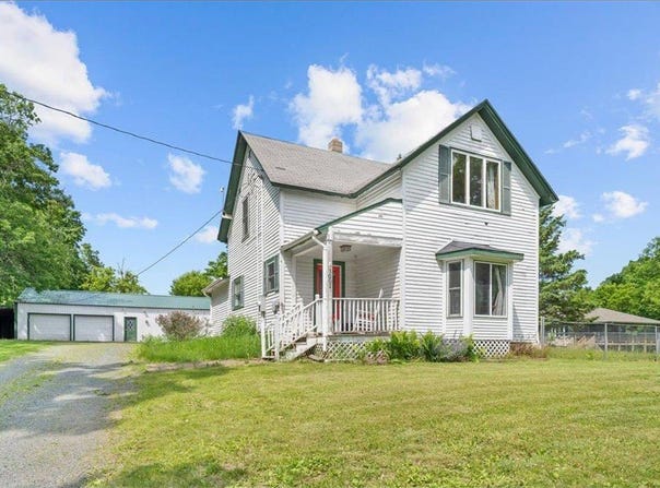 1001 E North Avenue, Luck, WI 54853