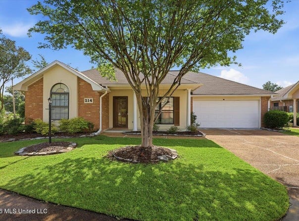 214 Waterfall Way, Clinton, MS 39056