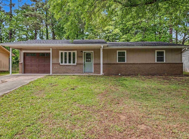 1200 Chris Drive, Benton, AR 72015