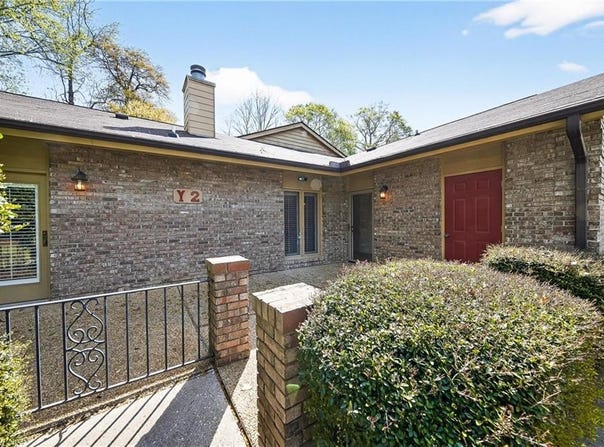 4200 Bridgecrest Drive, Phenix City, AL 36867