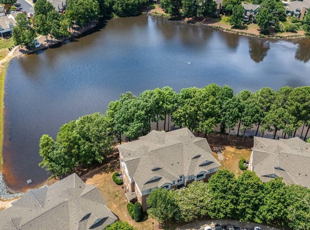 8031 Allyns Landing Way, Raleigh, NC 27615