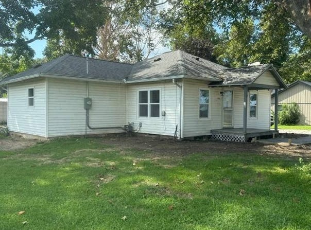 406 N Main Street, Wayland, MO 63472