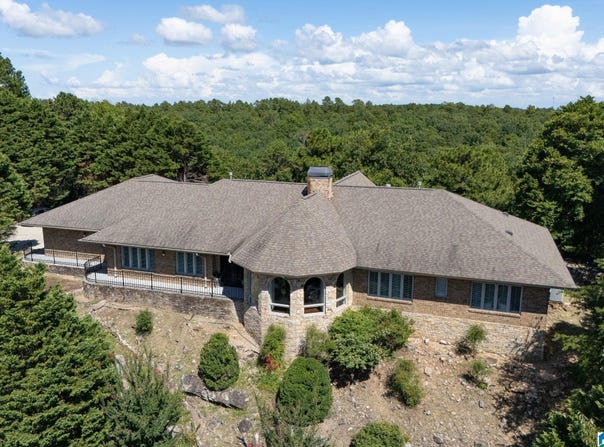 101 OXFORD WAY, PELHAM, AL 35124