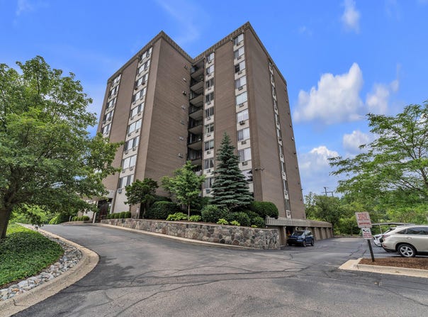 1050 Wall Street, Ann Arbor, MI 48105