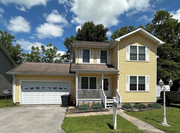 367 Saint Martins Lane, Hazard, KY 41701