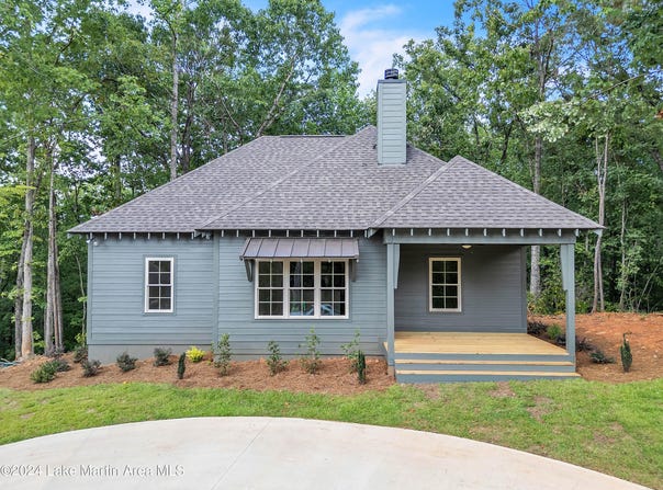 92 Village Trail, Dadeville, AL 36853