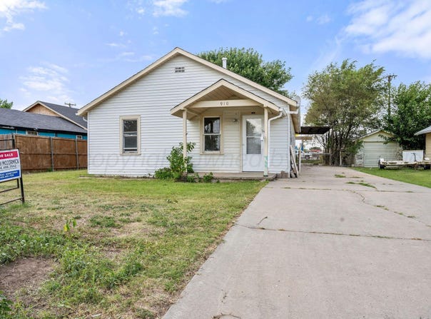 910 S Banks St, Pampa, TX 79065