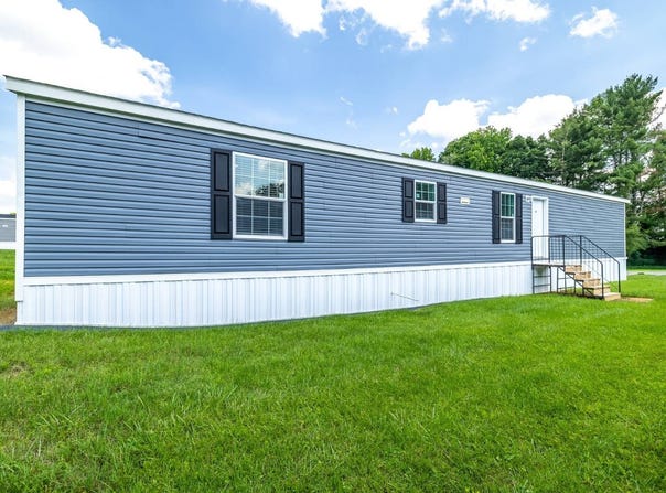 540 Villa Dr, Kernersville, NC 27284