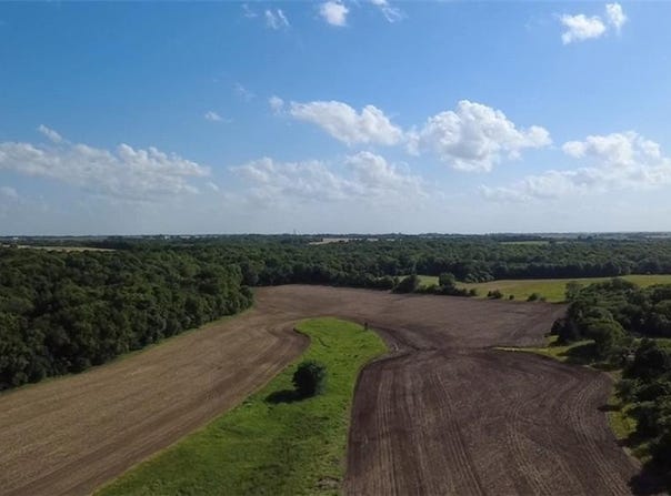 Faucett Road, Centerville, KS 66014