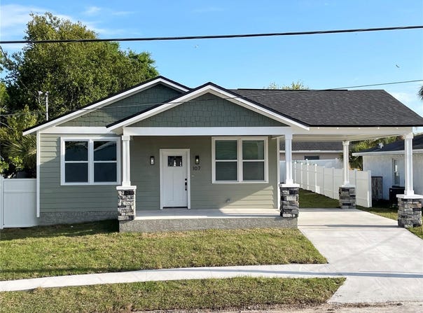 107 E PARK STREET, TARPON SPRINGS, FL 34689