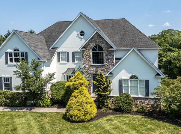 150 CAMBRONNE CIR, BLUE BELL, PA 19422