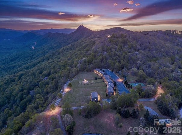 2881 White Oak Mountain Road, Columbus, NC 28722