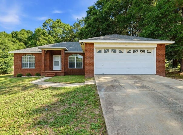 120 Jacob Drive, Crestview, FL 32536