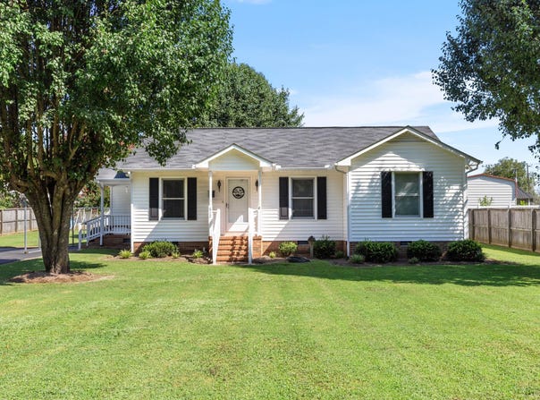612 Mckay Street, Erwin, NC 28339