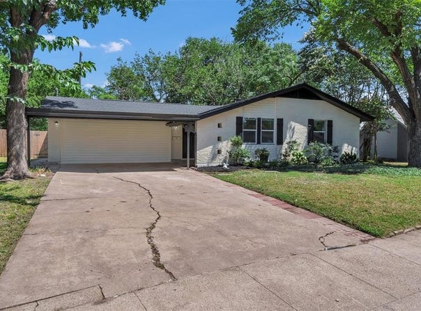 3710 Devonshire Court E, Irving, TX 75062