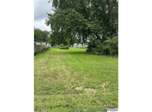 S South Park Avenue, Fremont, NE 68025