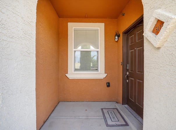 601 MENAUL Boulevard NE, Albuquerque, NM 87107