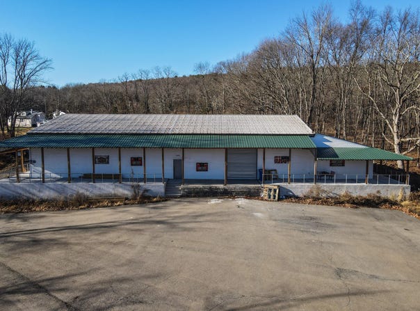 3142 Oak Grove Drive, East Stroudsburg, PA 18302