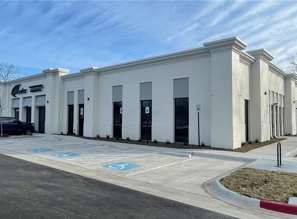 1651  E Stearns  ST Unit #200, Fayetteville, AR 72703