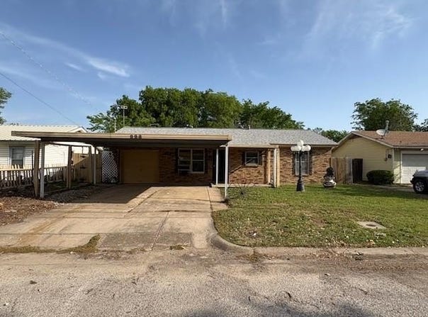 228 Kay Lane, Saginaw, TX 76179