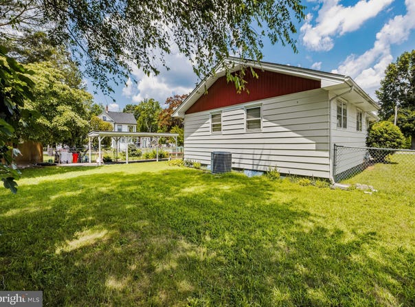 1731 MAGNOLIA ROAD, VINELAND, NJ 08361