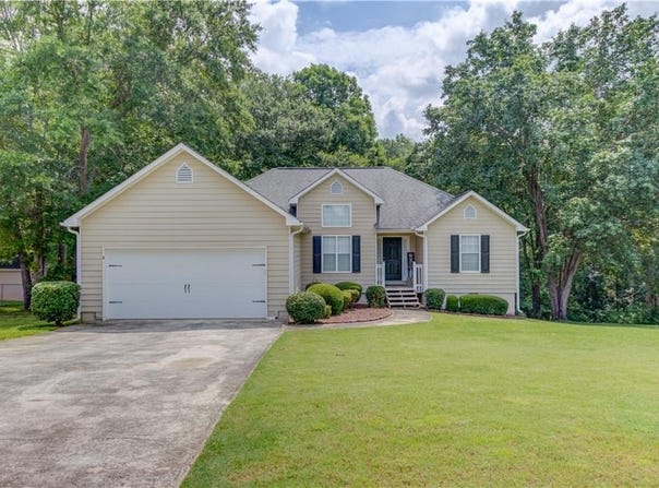1406 Marshview Court, Hoschton, GA 30548