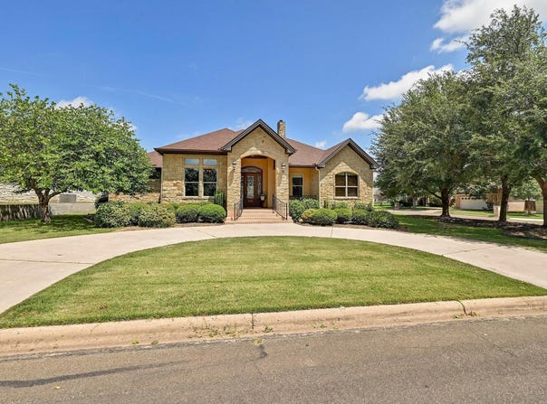 114 Preston TRL, Meadowlakes, TX 78654