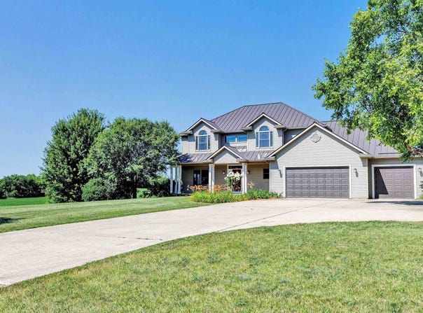 N4043 MORGAN Drive, WAUPACA, WI 54981