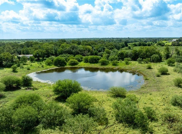 3837 Callihan Road, Luling, TX 78648
