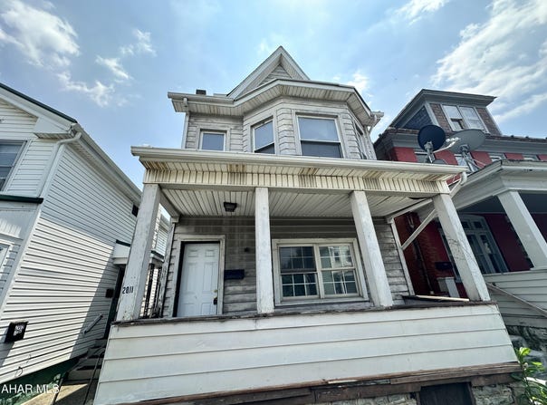 2011 7th Avenue, Altoona, PA 16602