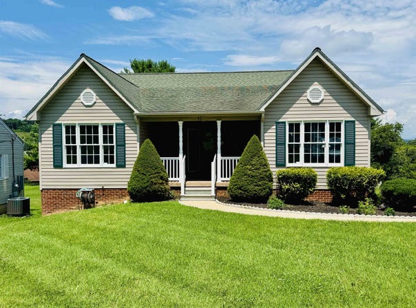 52 SUNSET BLVD, Staunton, VA 24401