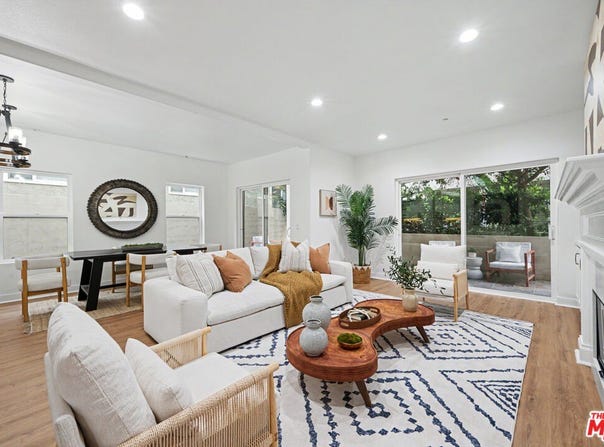 11115 Acama St, Studio City, CA 91602