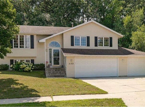 2162 Ponderosa Drive SW, Rochester, MN 55902