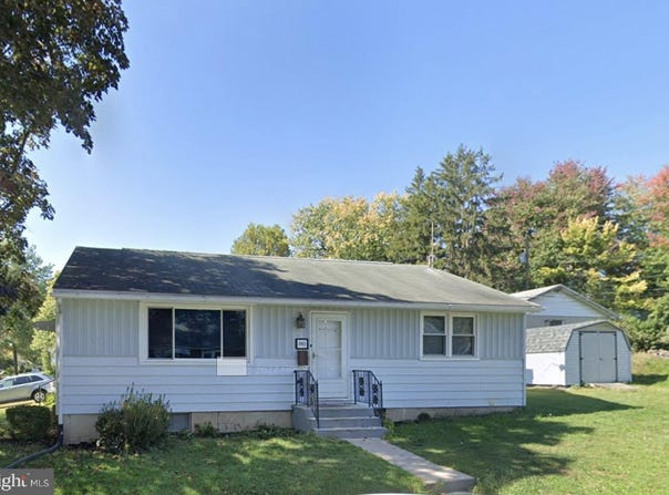 80 CHESTNUT STREET, HIGHSPIRE, PA 17034