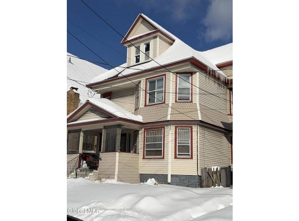 1405 State Street, Schenectady, NY 12304