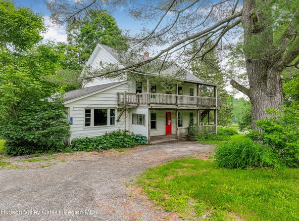 146 Don Irwin Road, Prattsville, NY 12468