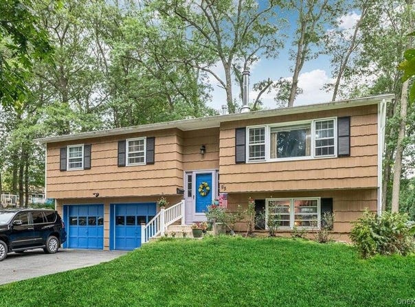 95 Hillside Avenue, Suffern, NY 10901