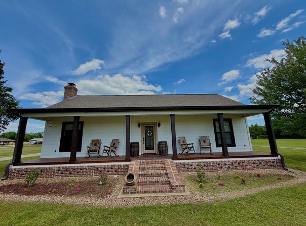 286 Egg Bend Rd., Marksville, LA 71351