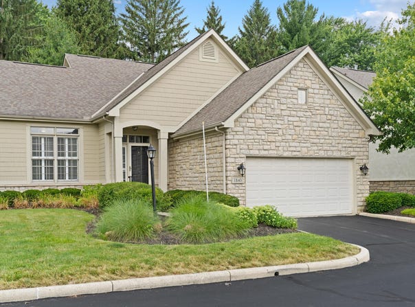 7843 Linksview Circle, Westerville, OH 43082