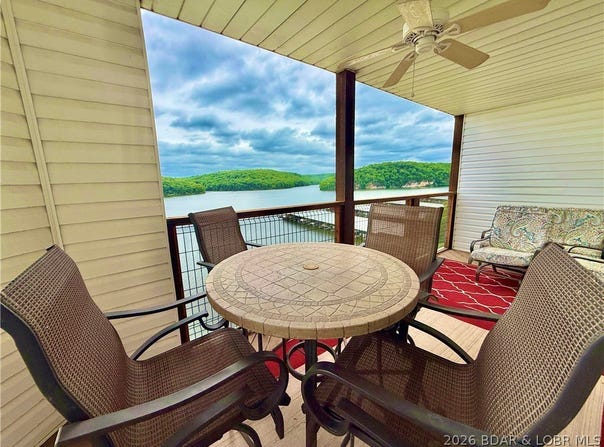 222 Park Place Lane, Kaiser, MO 65047