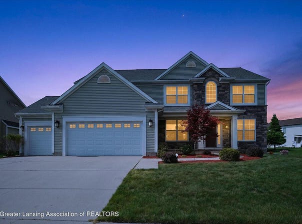 1582 Maiden Lane, Okemos, MI 48864